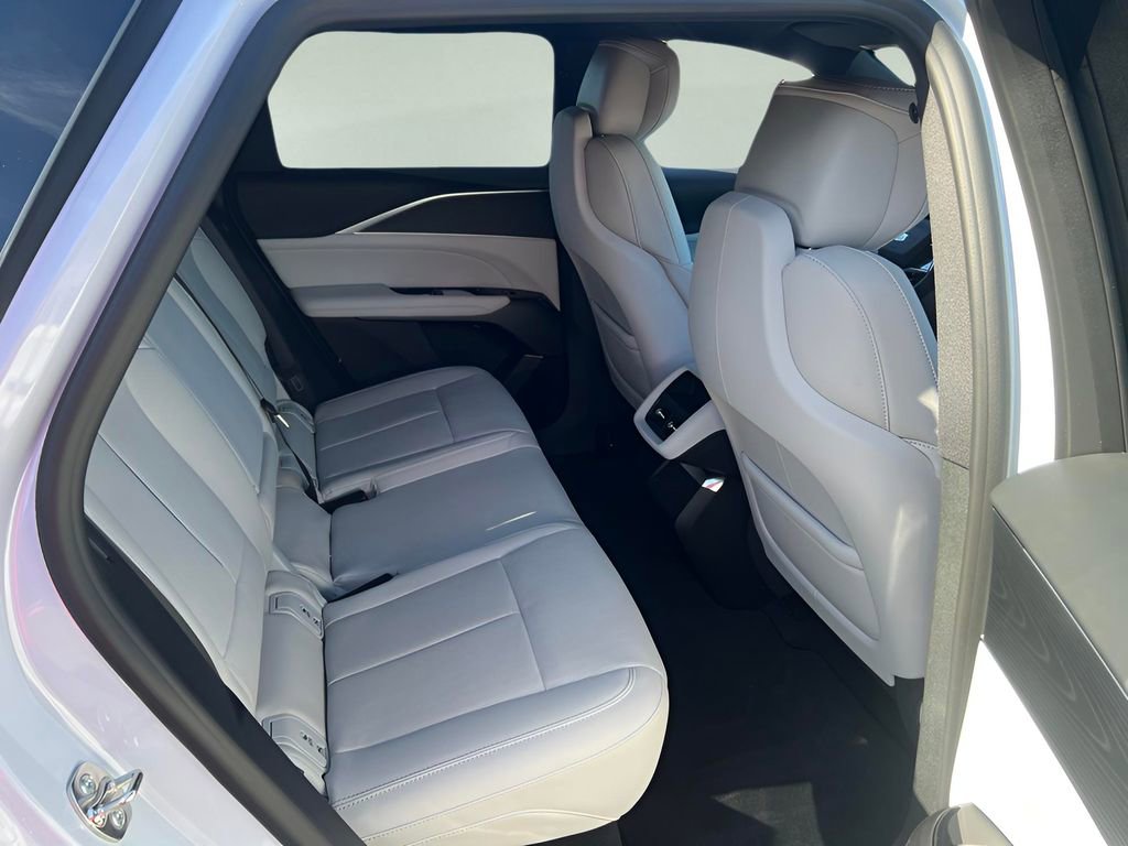 New 2026 Cadillac Lyriq Luxury RWD image 15