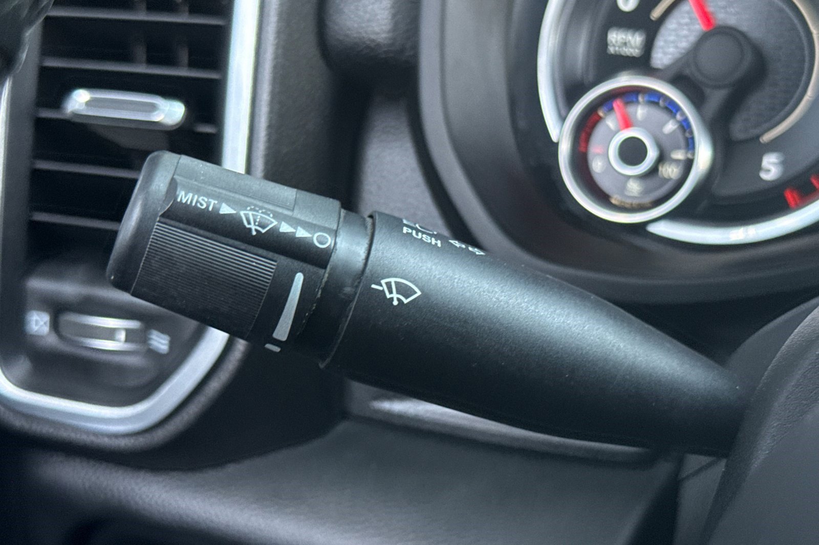 Used 2019 RAM 2500 Laramie image 30