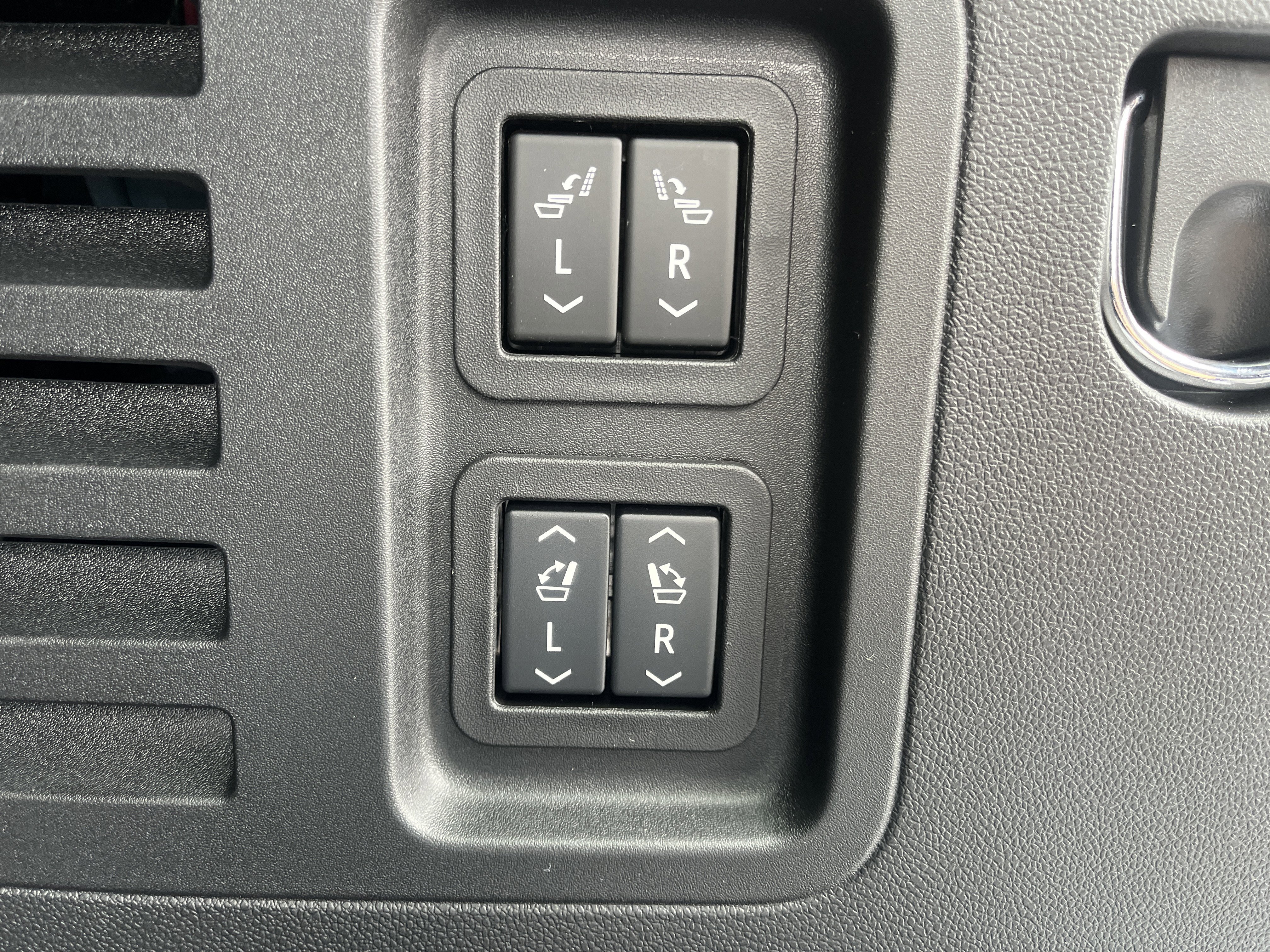 New 2026 Buick Enclave Avenir w/ Super Cruise Package image 37