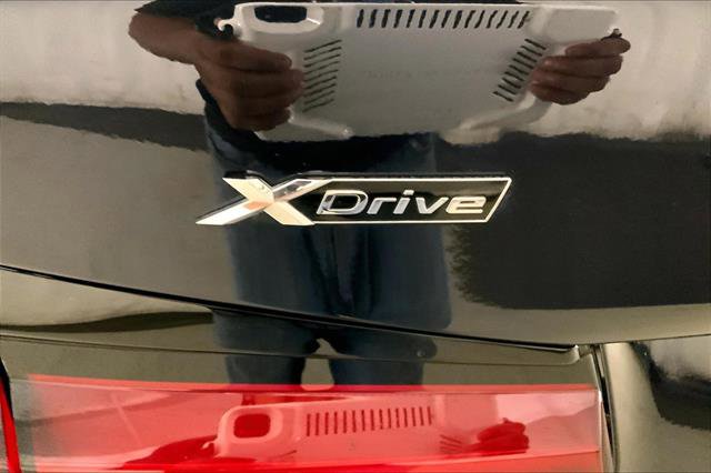 Certified 2022 BMW 540i xDrive w/ M Sport Package image 30