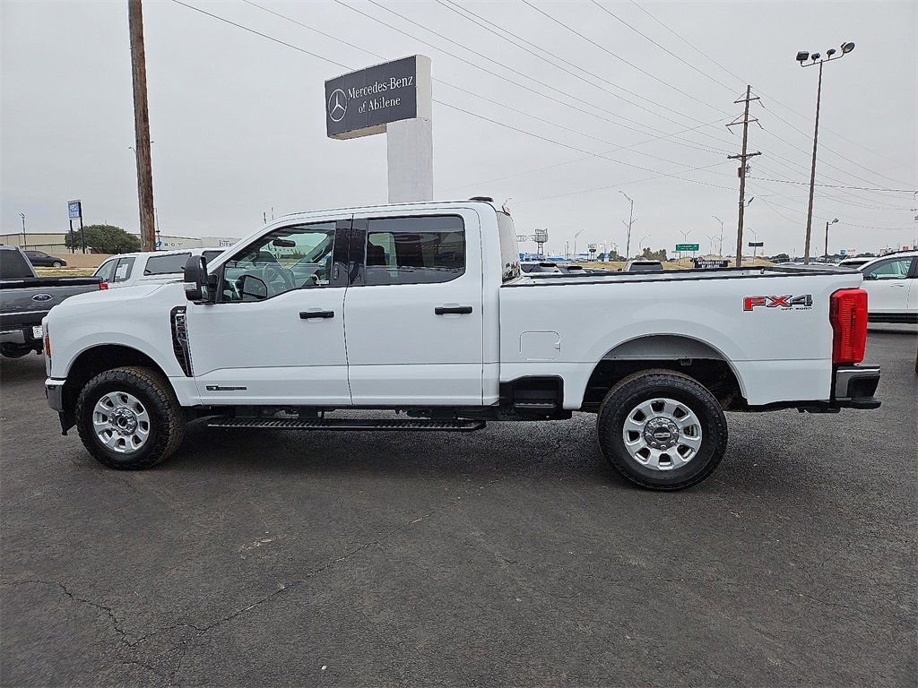 Used 2024 Ford F250 XLT w/ FX4 Off-Road Package image 3