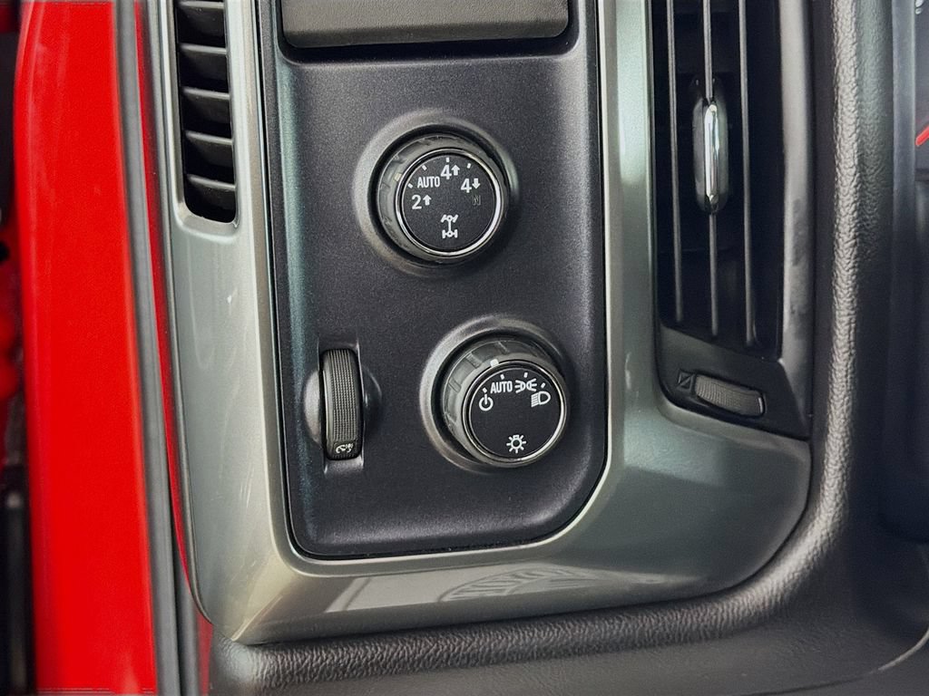 Used 2016 Chevrolet Silverado 1500 LT AWD/4WD image 11