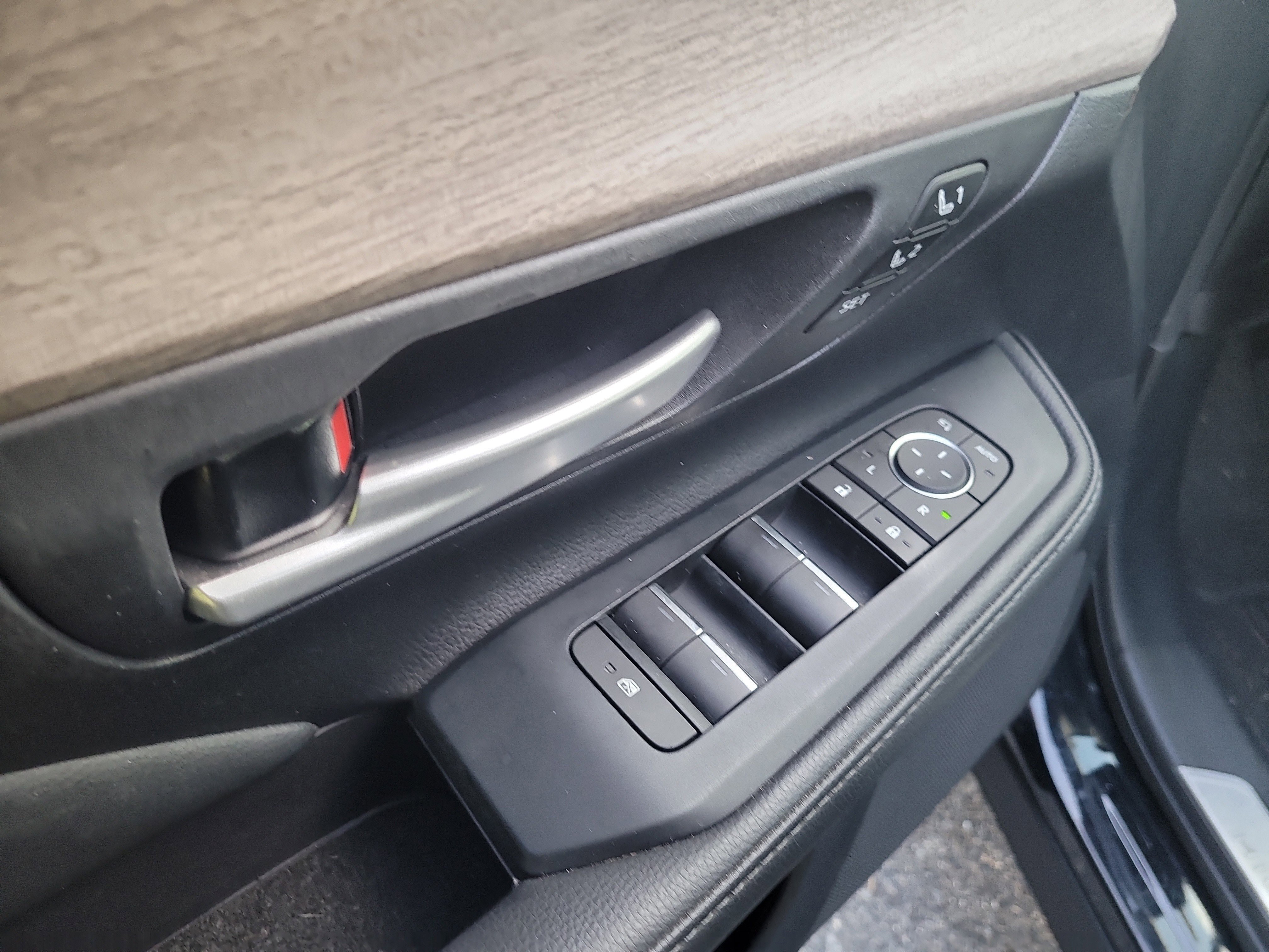 Used 2024 Toyota Grand Highlander Limited image 21