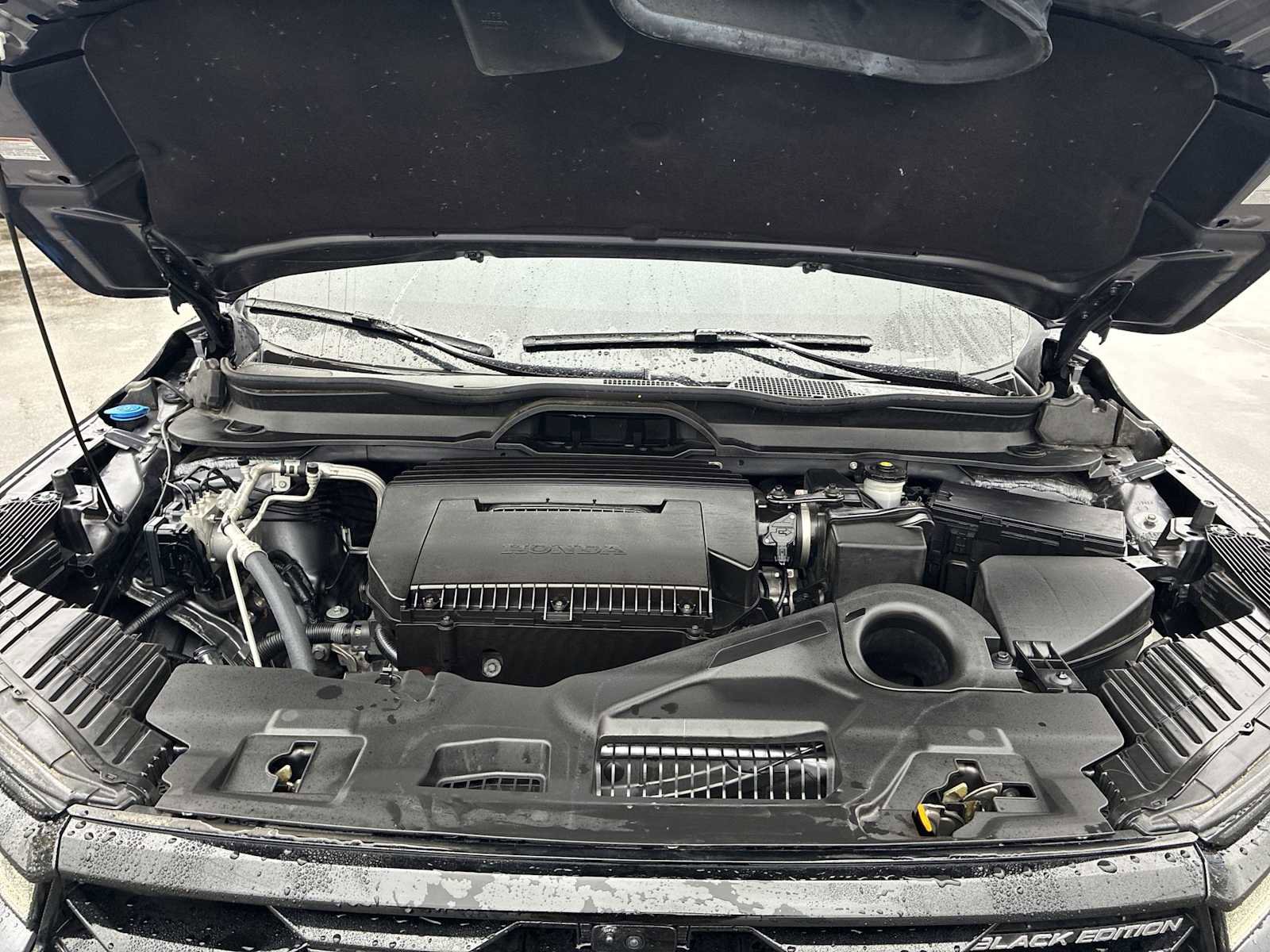 Used 2025 Honda Pilot Black Edition image 31