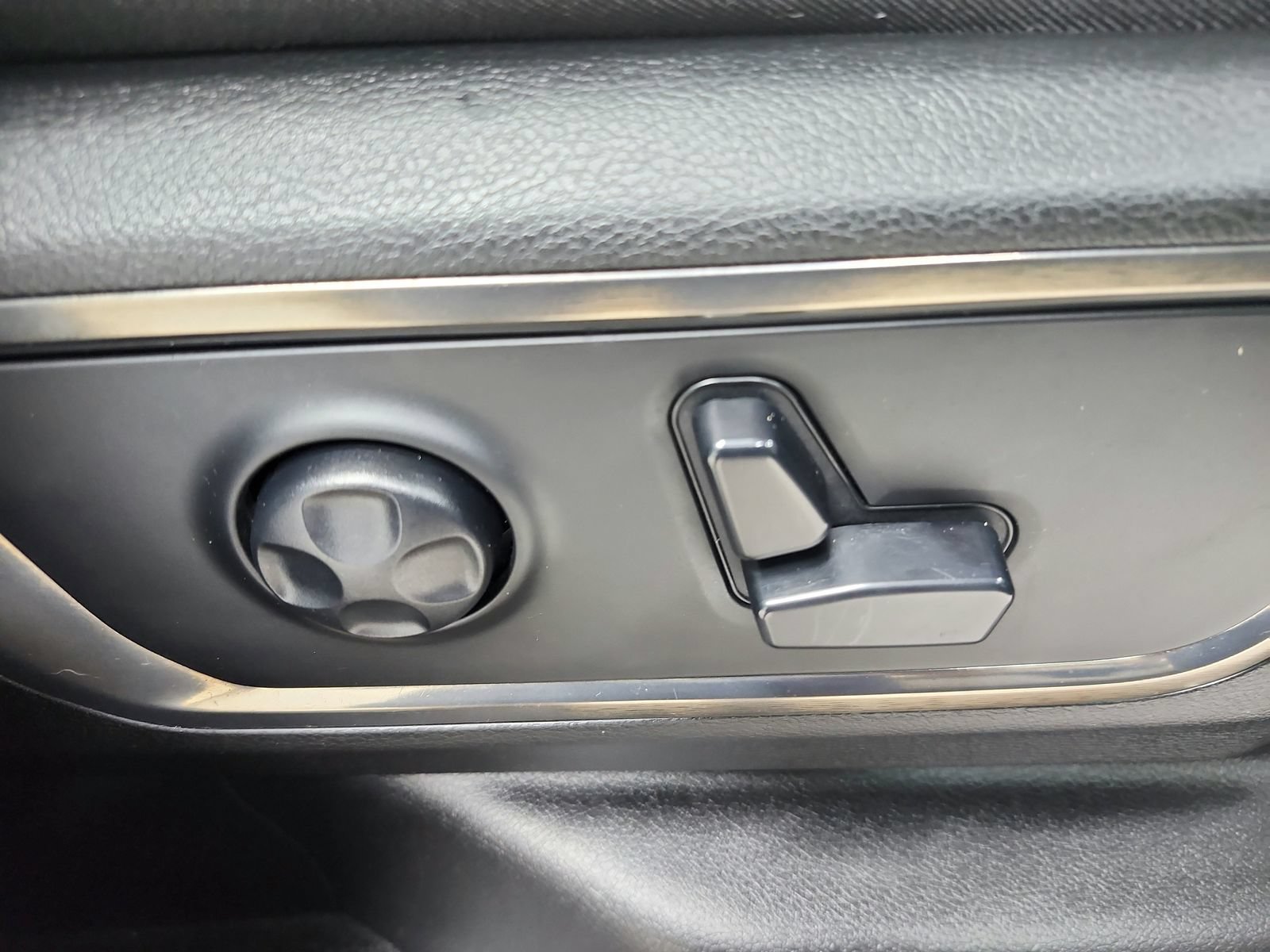 Used 2020 RAM 1500 Limited AWD/4WD image 47