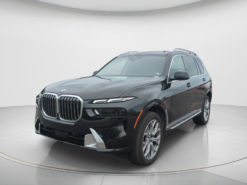 Used 2026 BMW X7 xDrive40i AWD/4WD image 1