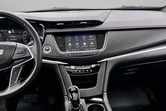 Used 2024 Cadillac XT5 Premium Luxury image 6