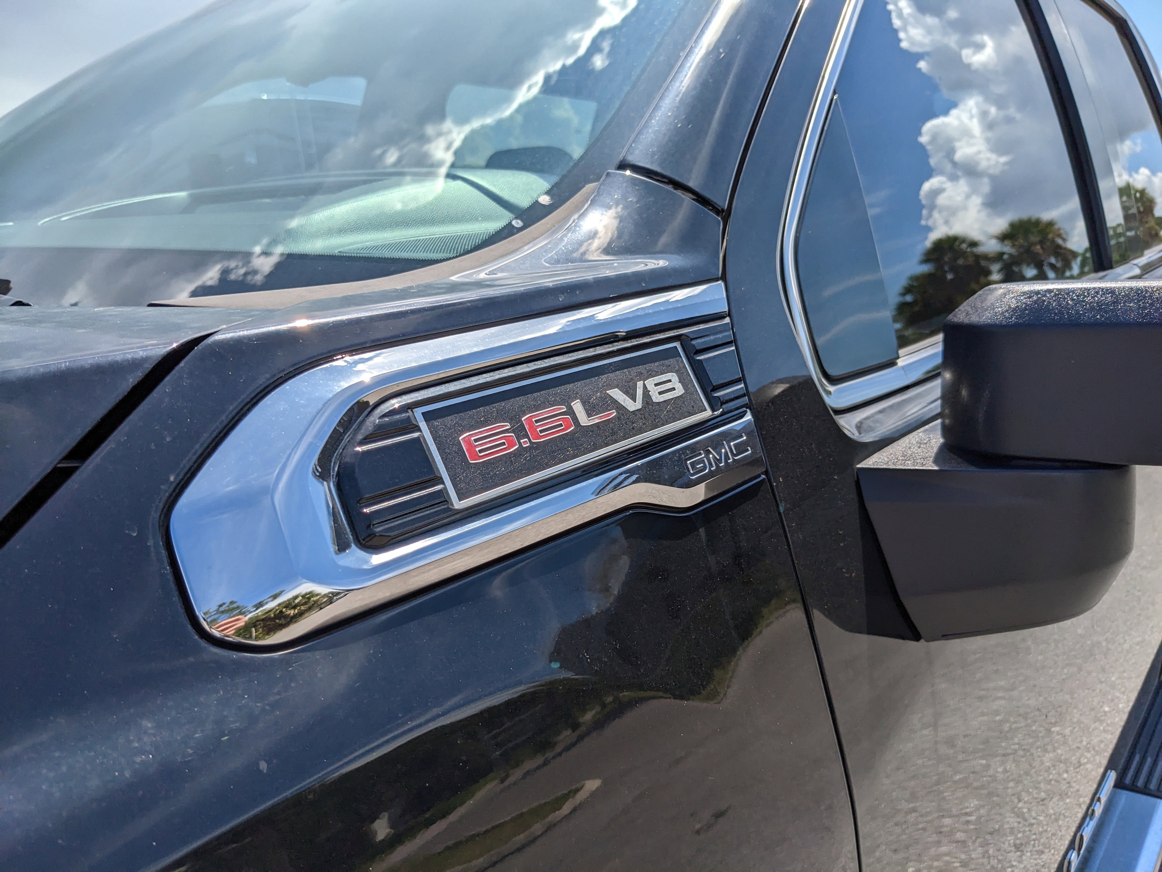 Used 2020 GMC Sierra 2500 Denali w/ Technology Package image 12