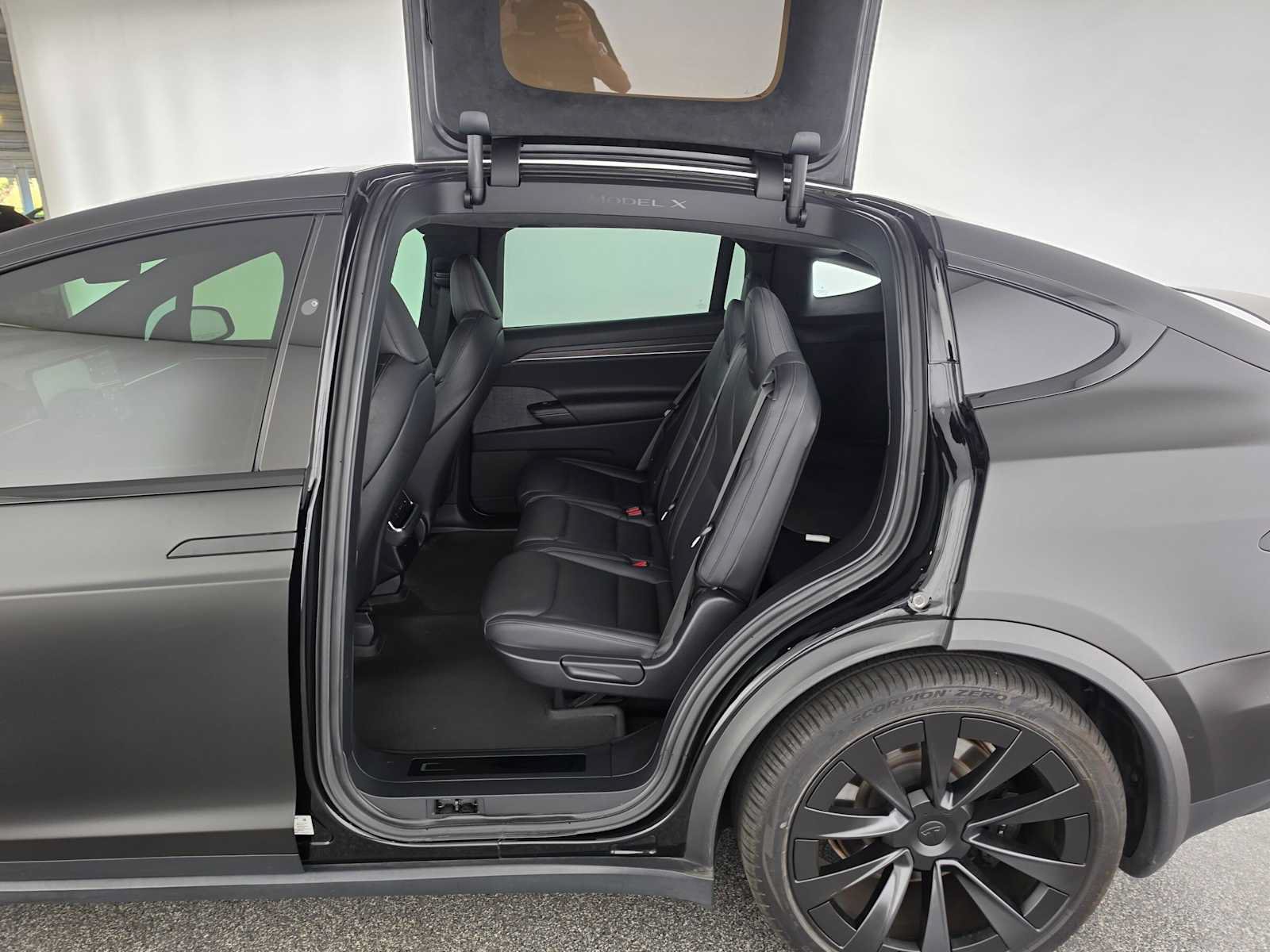 Used 2022 Tesla Model X AWD/4WD image 15