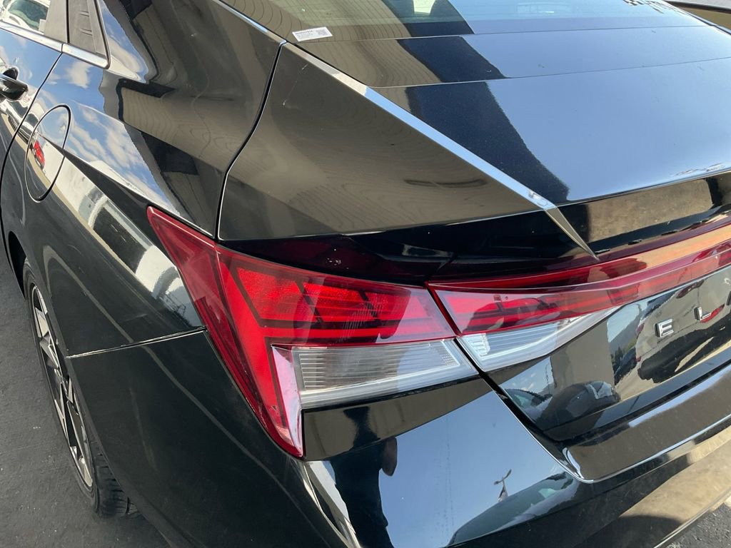 Used 2022 Hyundai Elantra SEL w/ Convenience + Premium Package image 35