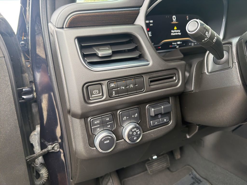 Used 2023 GMC Yukon SLE w/ Max Trailering Package image 16