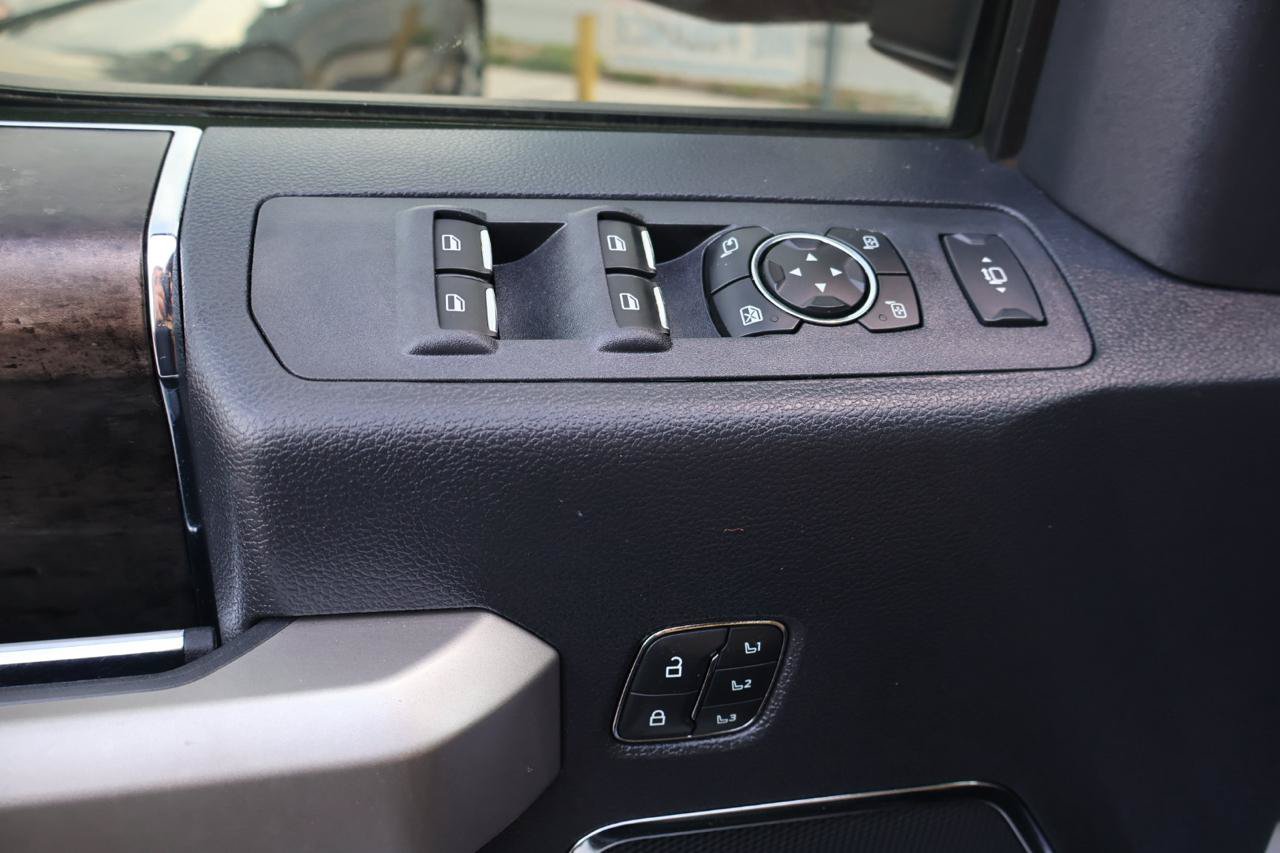 Used 2022 Ford F250 Lariat w/ Lariat Value Package AWD/4WD image 9