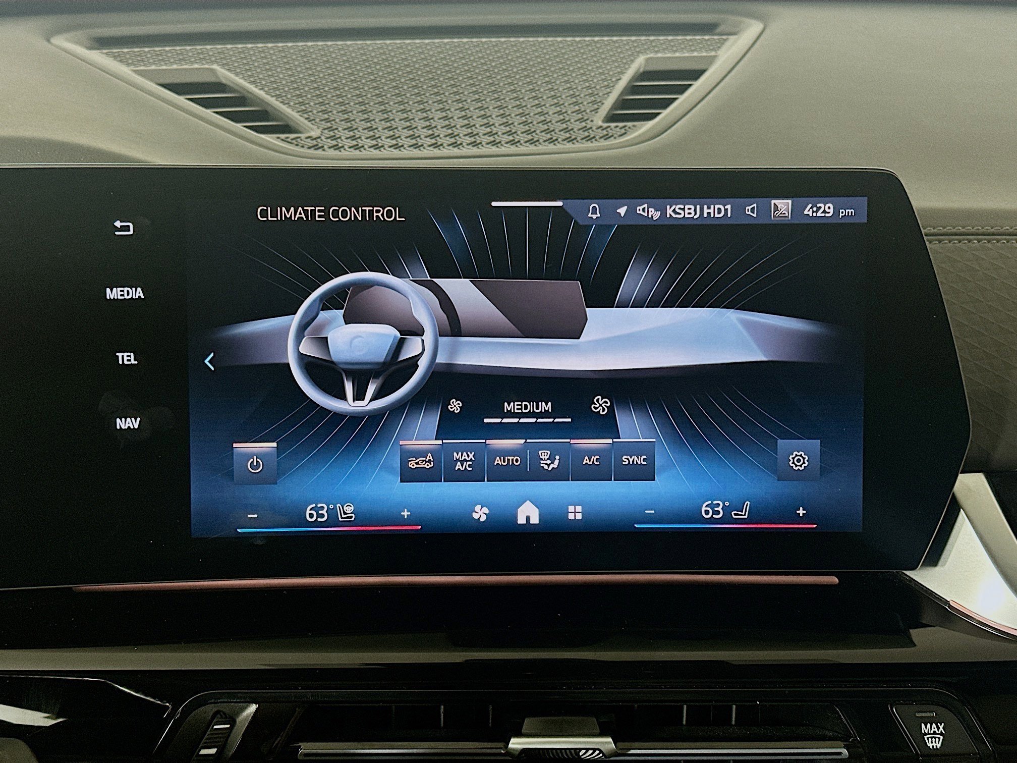 Used 2025 BMW X2 xDrive28i image 24