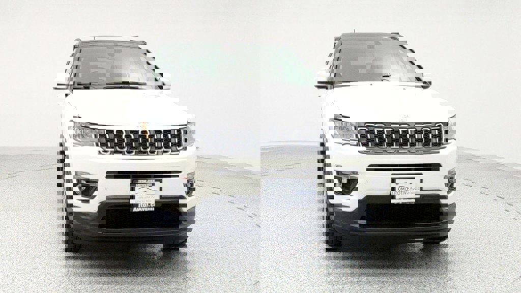 Used 2018 Jeep Compass Latitude w/ Popular Equipment Group image 2