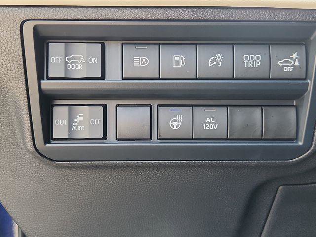 Used 2024 Toyota Sequoia Capstone AWD/4WD image 17