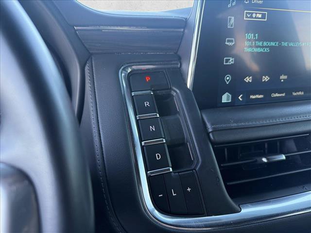 Used 2024 Chevrolet Tahoe LT RWD image 16
