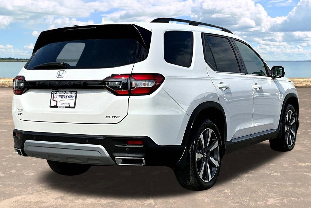 Used 2025 Honda Pilot Elite image 8