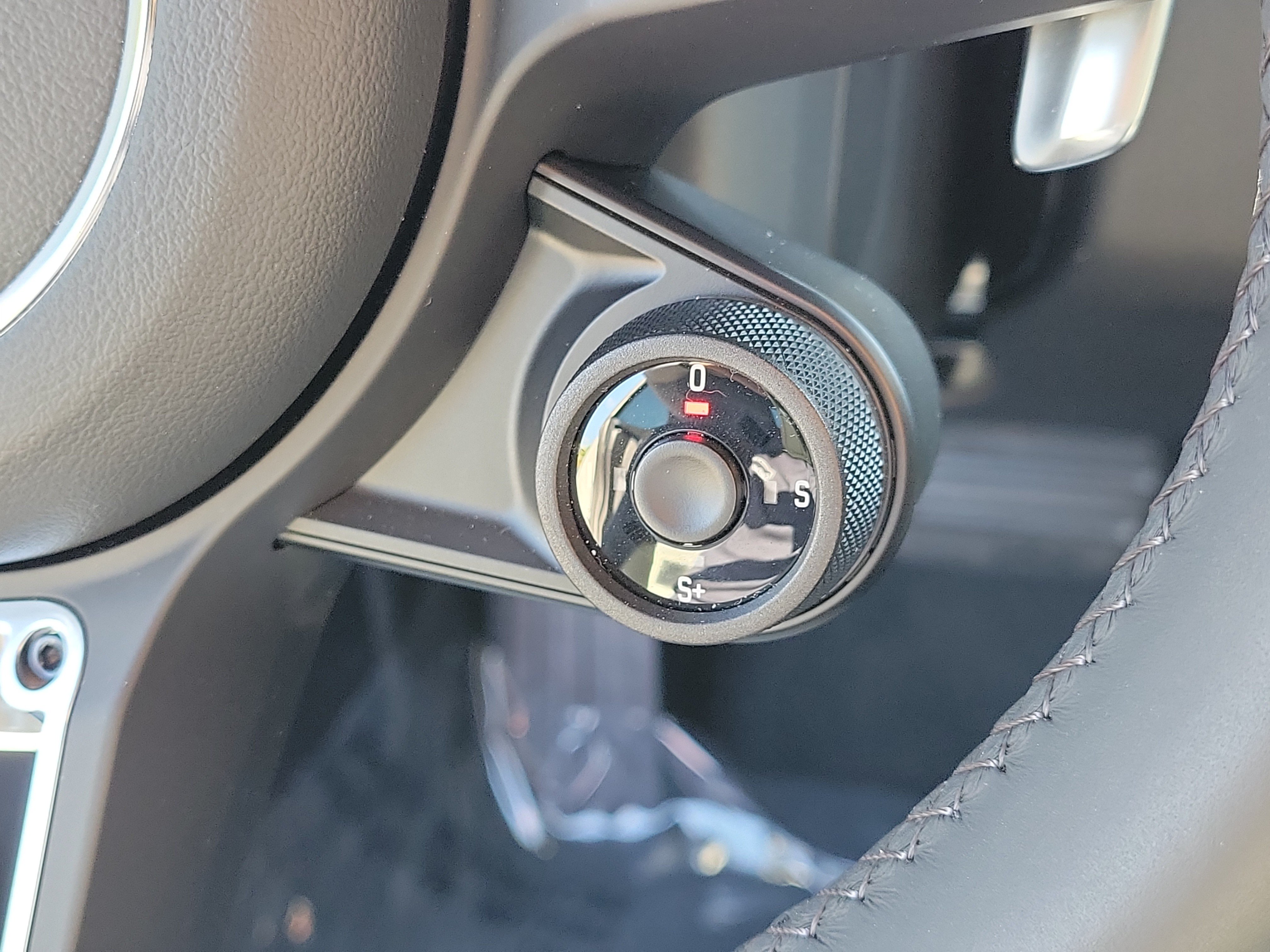 Used 2024 Porsche 718 Cayman RWD image 30