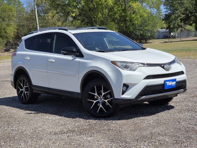 Used 2018 Toyota RAV4 SE w/ Power Extra Value Package FWD image 2