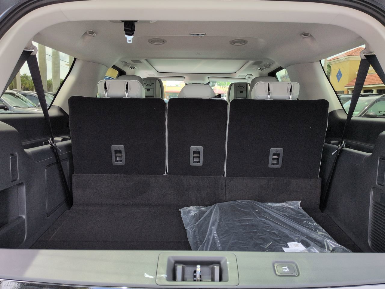 New 2026 Ford Expedition Max Platinum w/ Platinum Ultimate Package AWD/4WD image 13