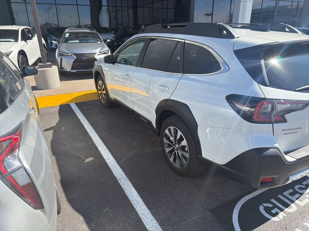 Used 2025 Subaru Outback Limited w/ Tech Package 3 image 7