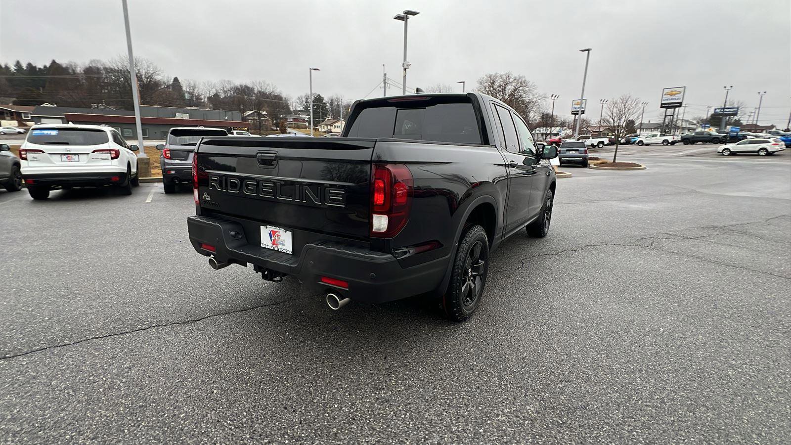 New 2026 Honda Ridgeline Black Edition image 4