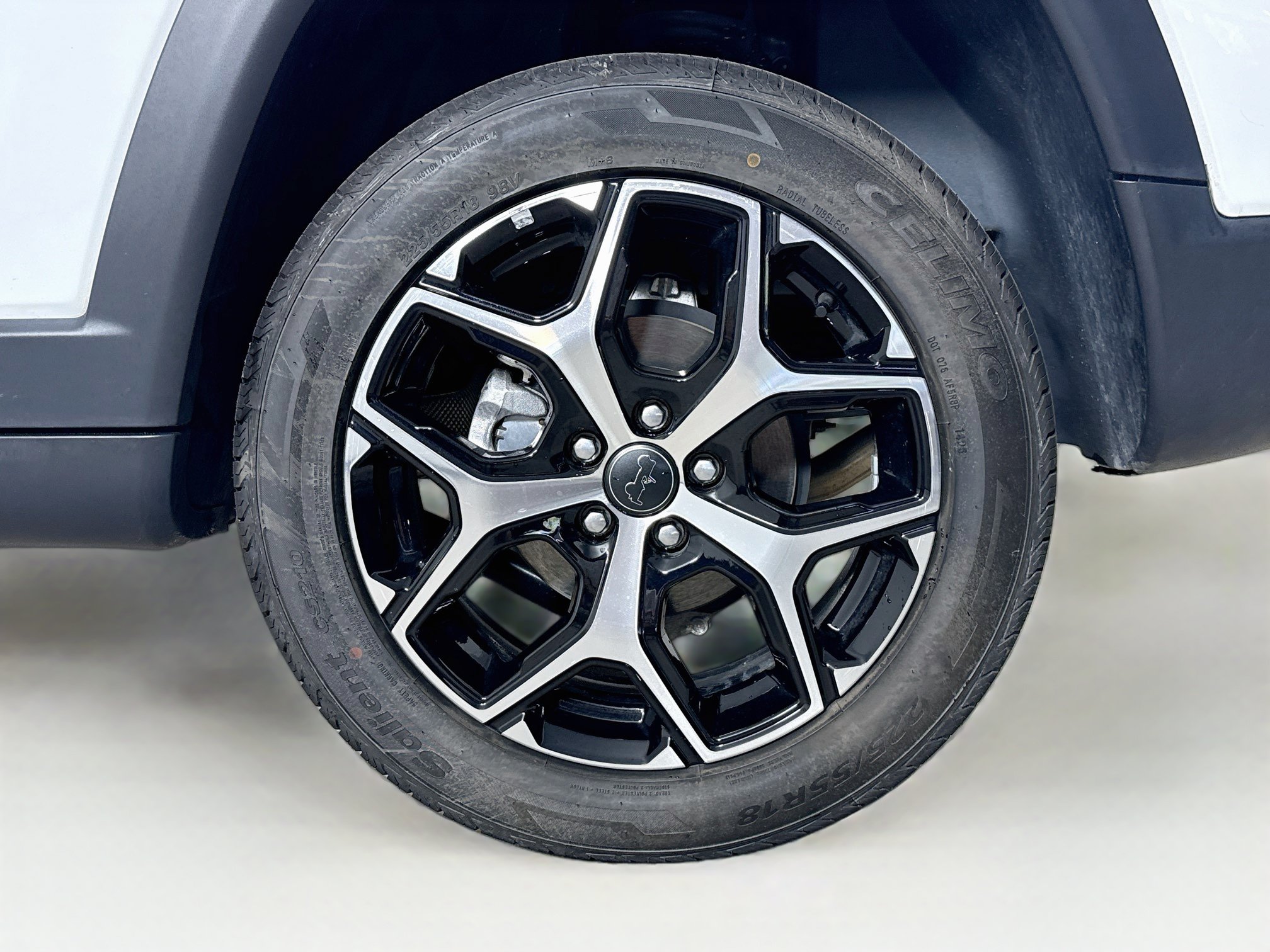 Used 2025 Jeep Compass Limited AWD/4WD image 36
