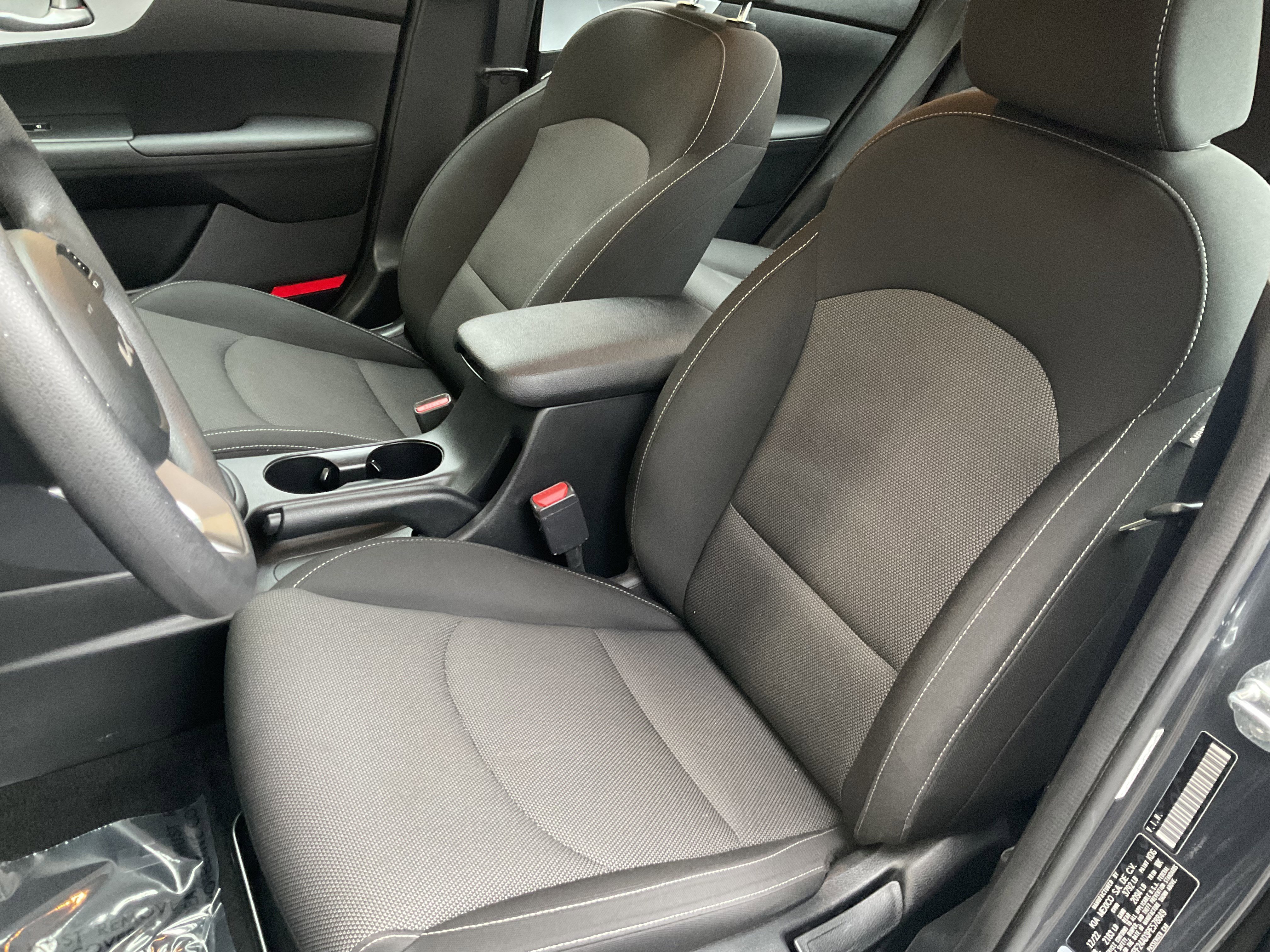 Used 2024 Kia Forte LXS FWD image 27