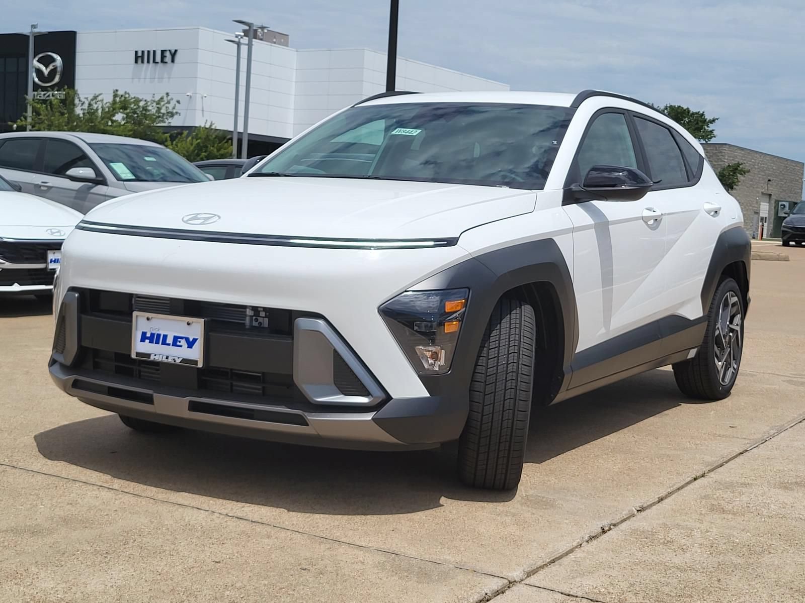 New 2026 Hyundai Kona SEL Premium FWD image 2
