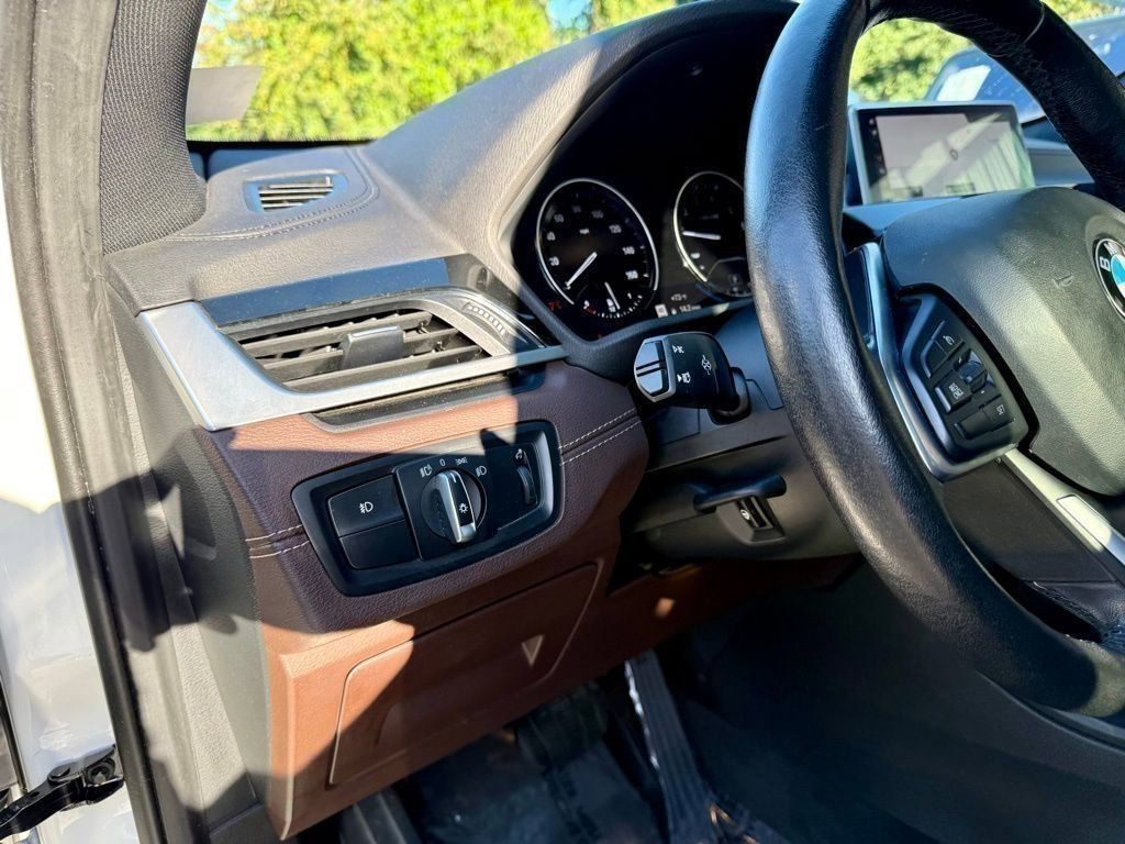 Used 2020 BMW X2 sDrive28i w/ Premium Package image 13