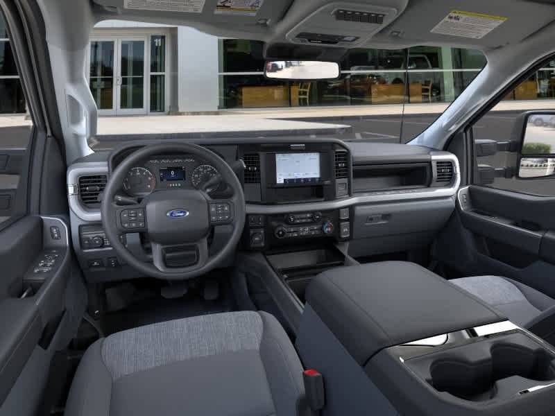 New 2026 Ford F550 4x4 SuperCab Super Duty w/ XLT Value Package image 9
