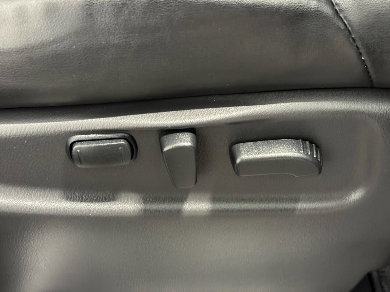 Used 2019 Nissan Armada SL w/ Premium Package image 26