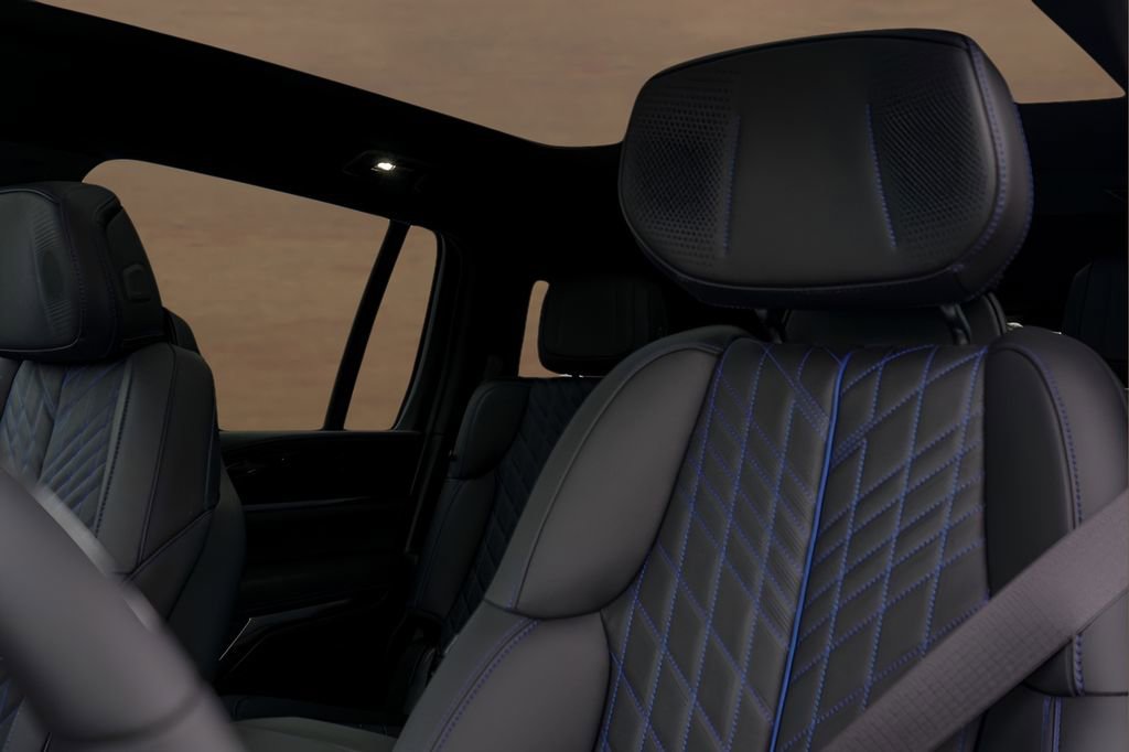 New 2026 Cadillac Escalade IQ Luxury 1 w/ LPO, Floor Liner Package AWD/4WD image 9
