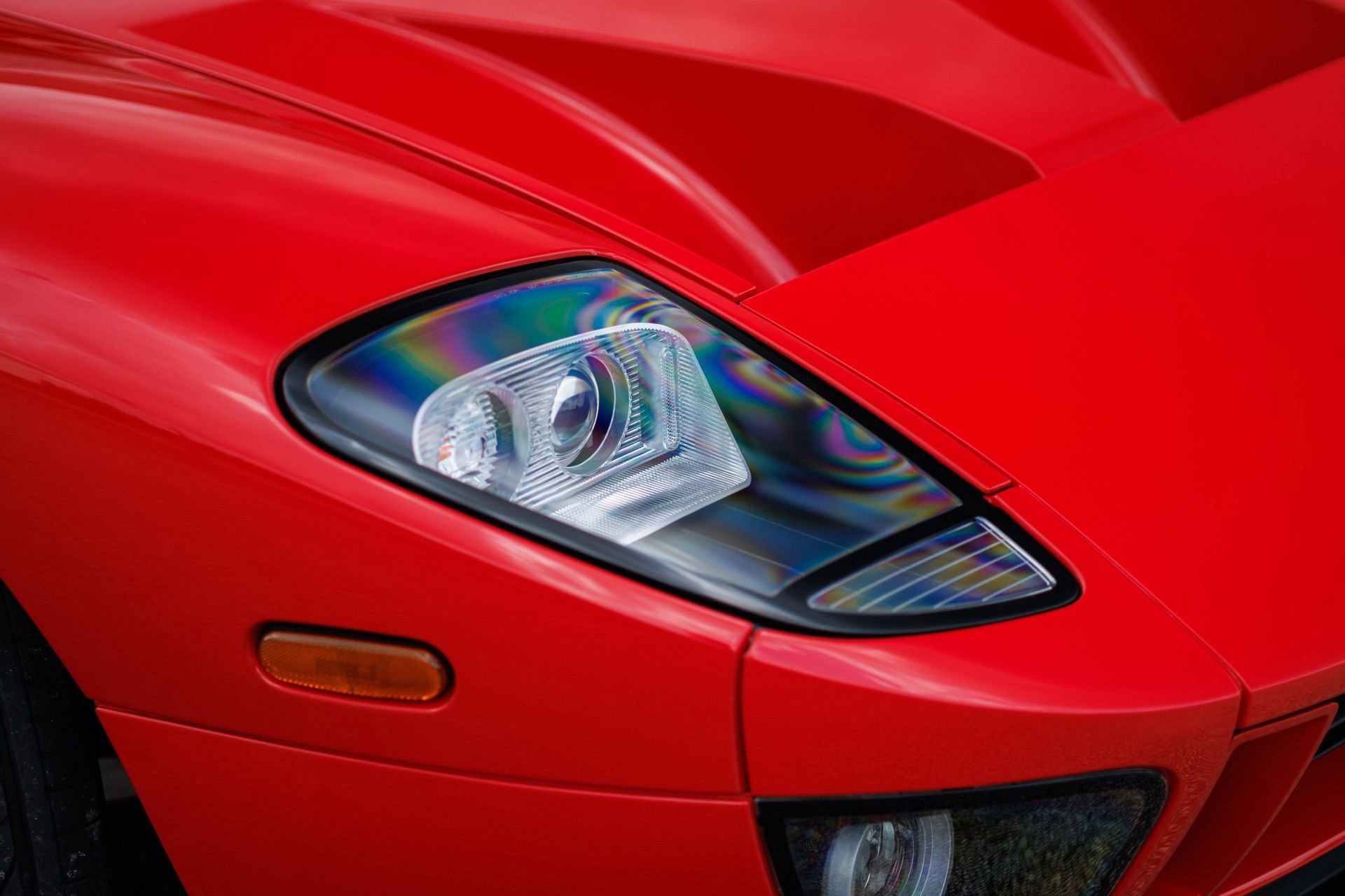 Used 2005 Ford GT RWD image 30
