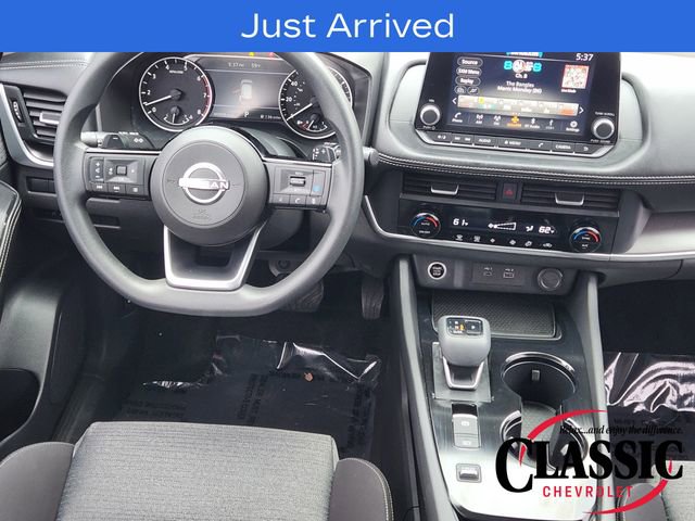Used 2023 Nissan Rogue SV FWD image 33