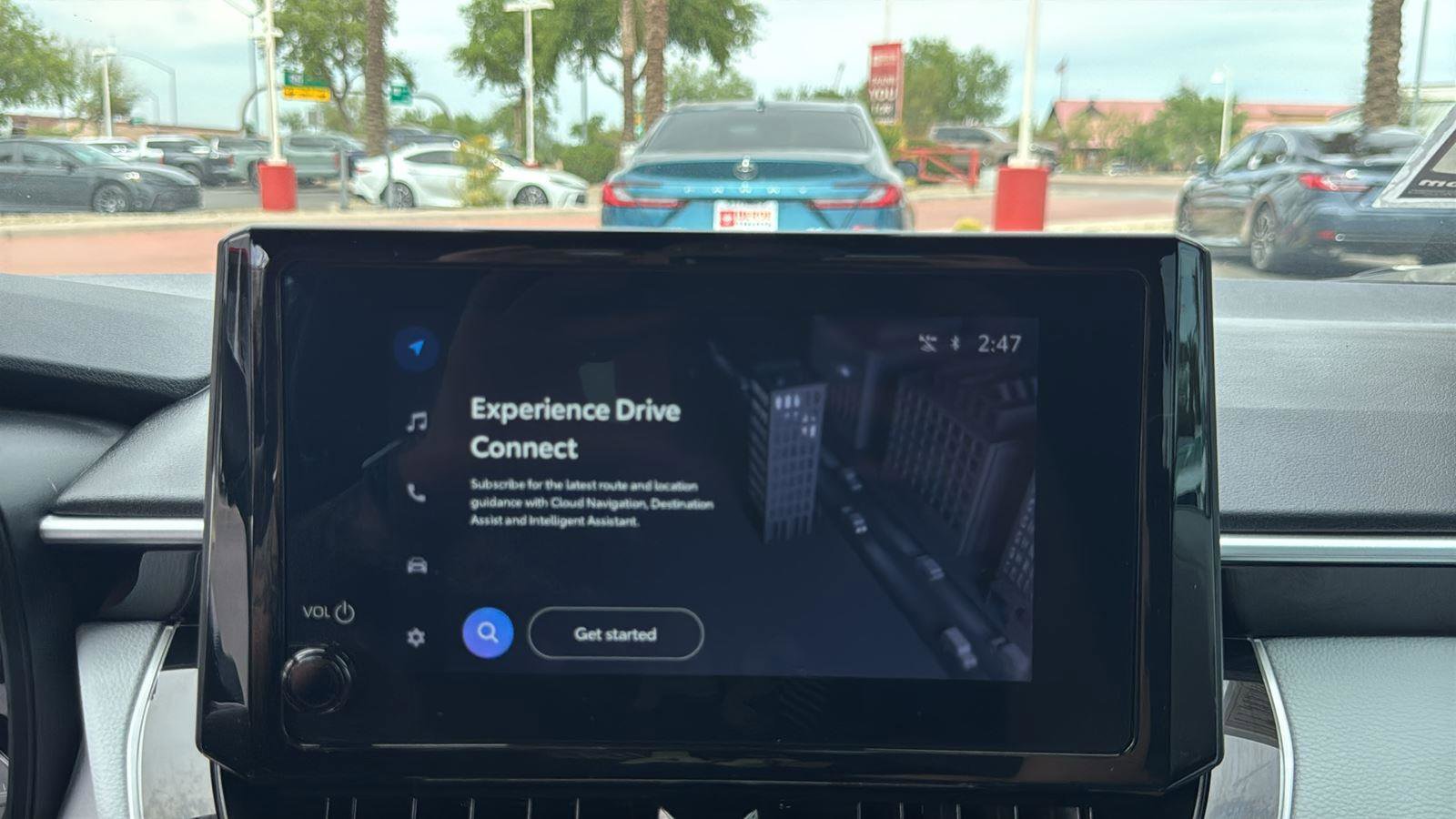 Certified 2025 Toyota Corolla SE w/ Convenience Package image 19