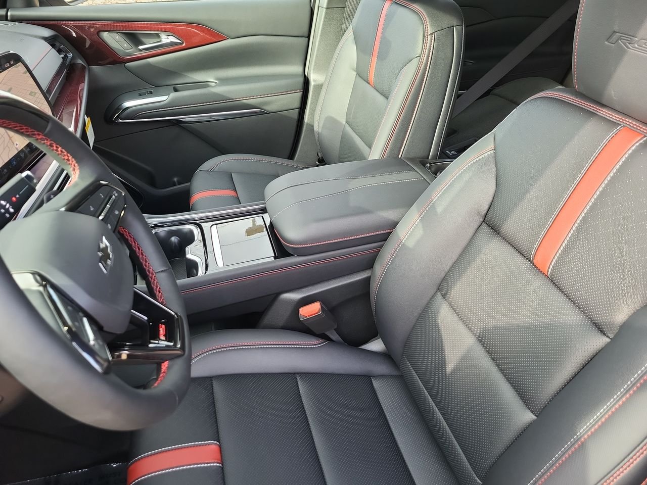 New 2026 Chevrolet Traverse RS FWD image 26