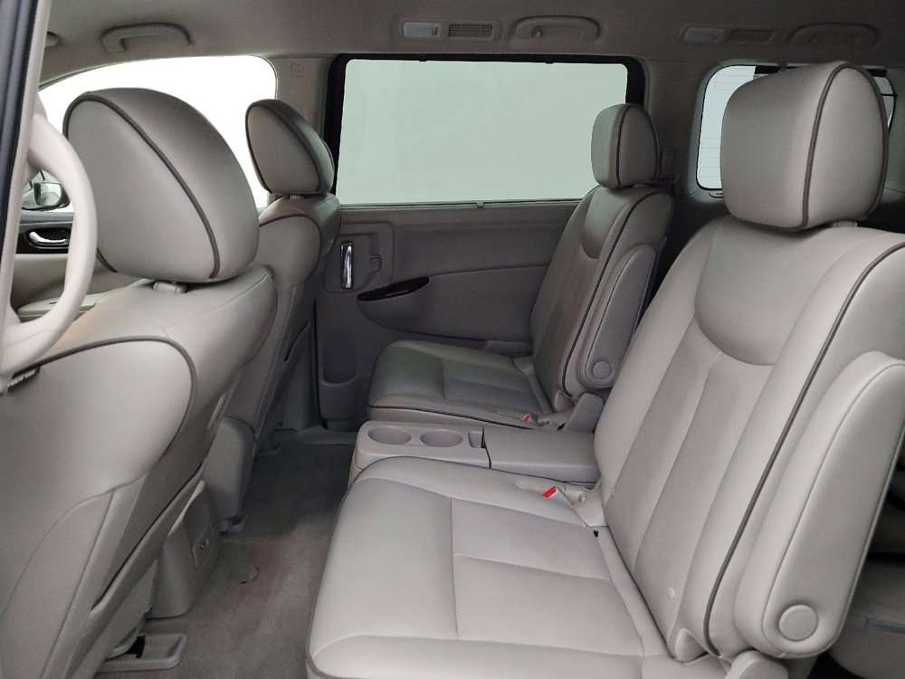 Used 2016 Nissan Quest Platinum image 18