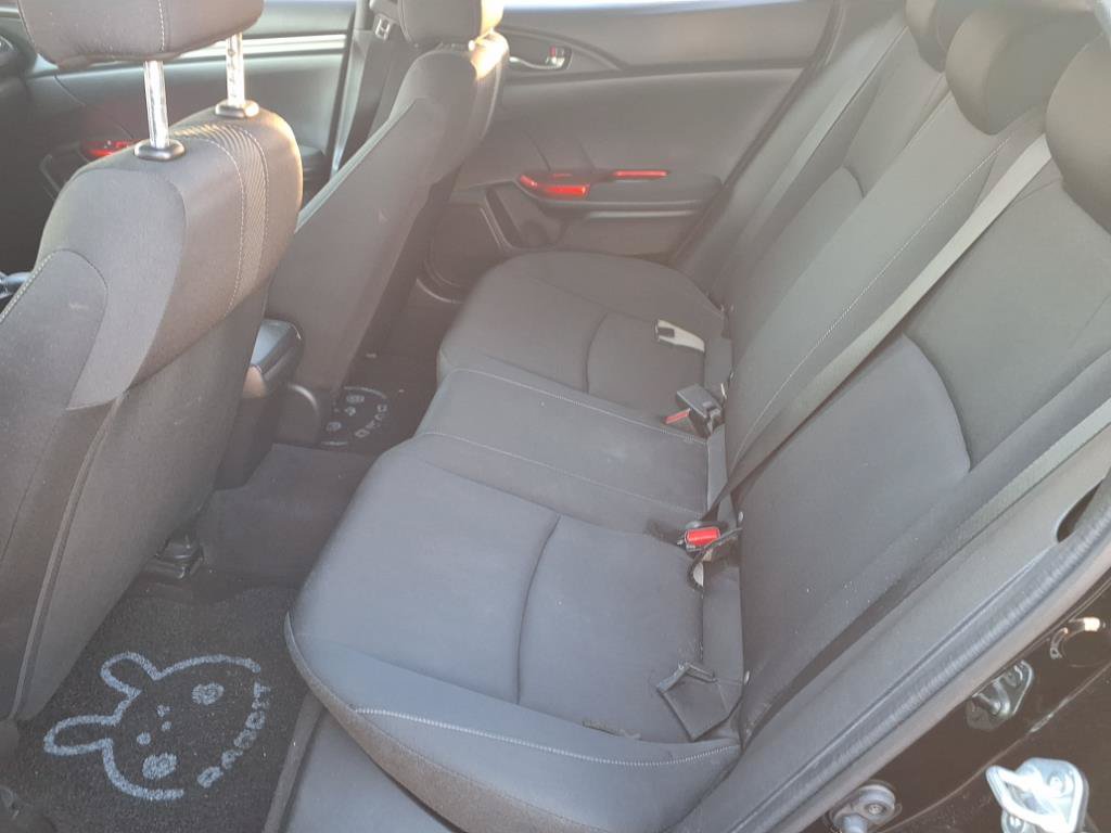 Used 2018 Honda Civic Sport image 11