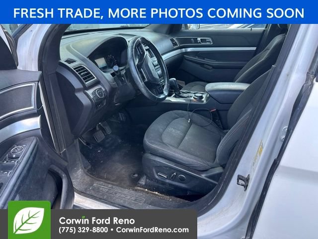 Used 2017 Ford Explorer XLT AWD/4WD image 9