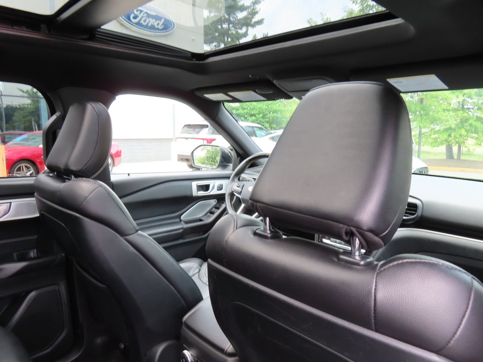 Used 2020 Ford Explorer ST w/ ST Street Pack AWD/4WD image 32