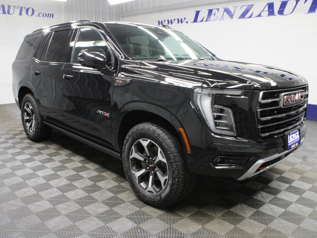 Used 2026 GMC Yukon AT4 Ultimate AWD/4WD image 3