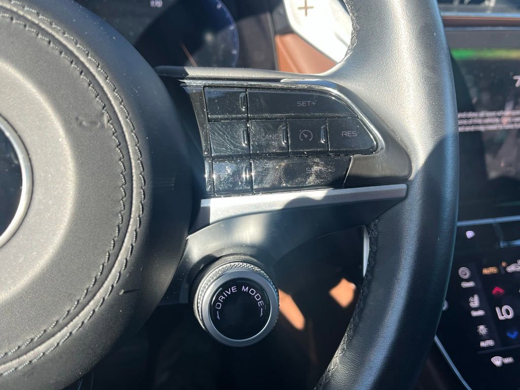 Used 2023 Maserati Grecale GT image 13