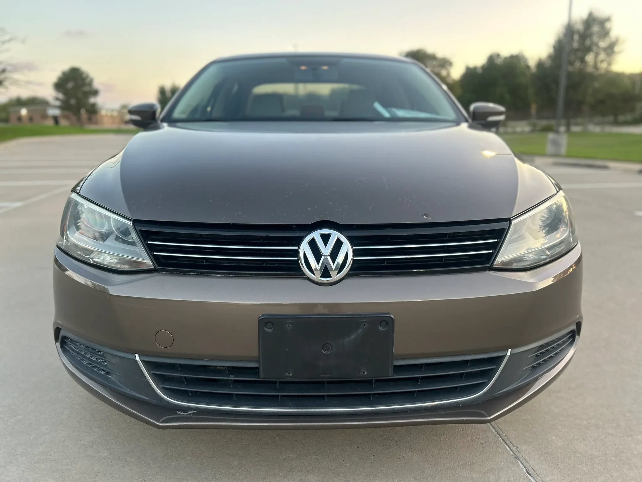 Used 2013 Volkswagen Jetta SE FWD image 3