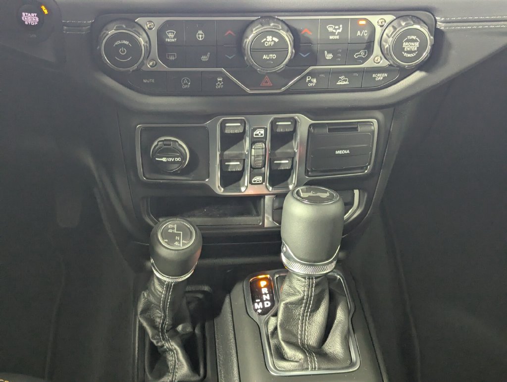 New 2026 Jeep Wrangler Unlimited Sahara AWD/4WD image 22