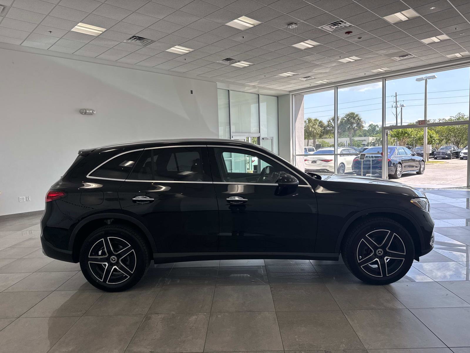 New 2026 Mercedes-Benz GLC 300 4MATIC image 4