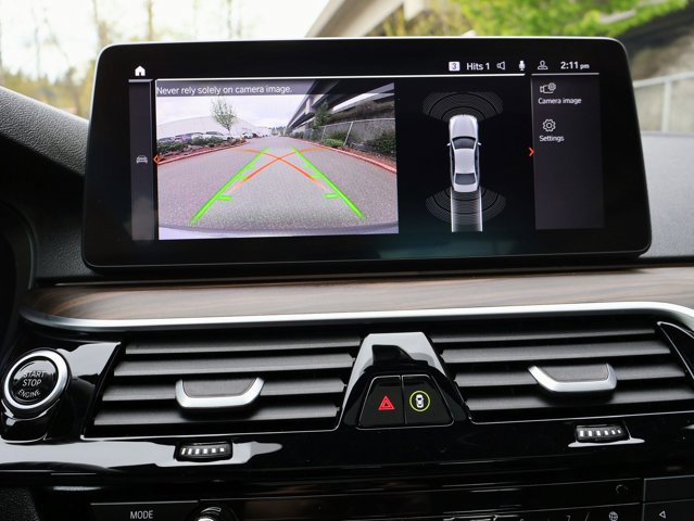 Used 2023 BMW 540i xDrive w/ Executive Package image 16