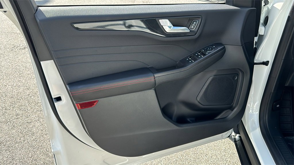 New 2024 Ford Escape ST-Line w/ Equipment Group 301A image 12