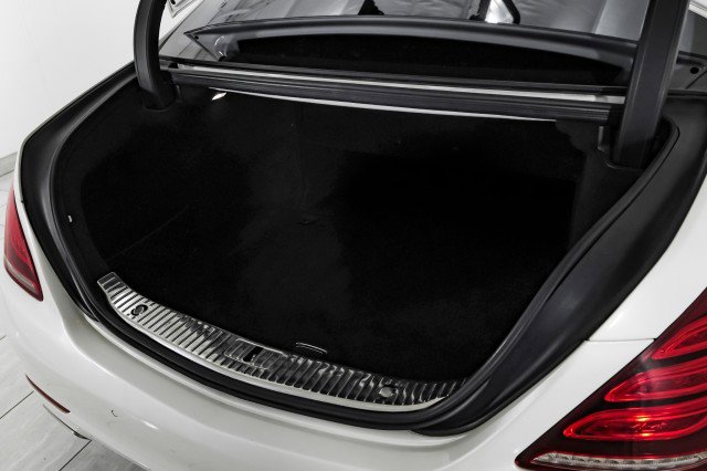 Used 2017 Mercedes-Benz S 550 4MATIC Sedan image 53