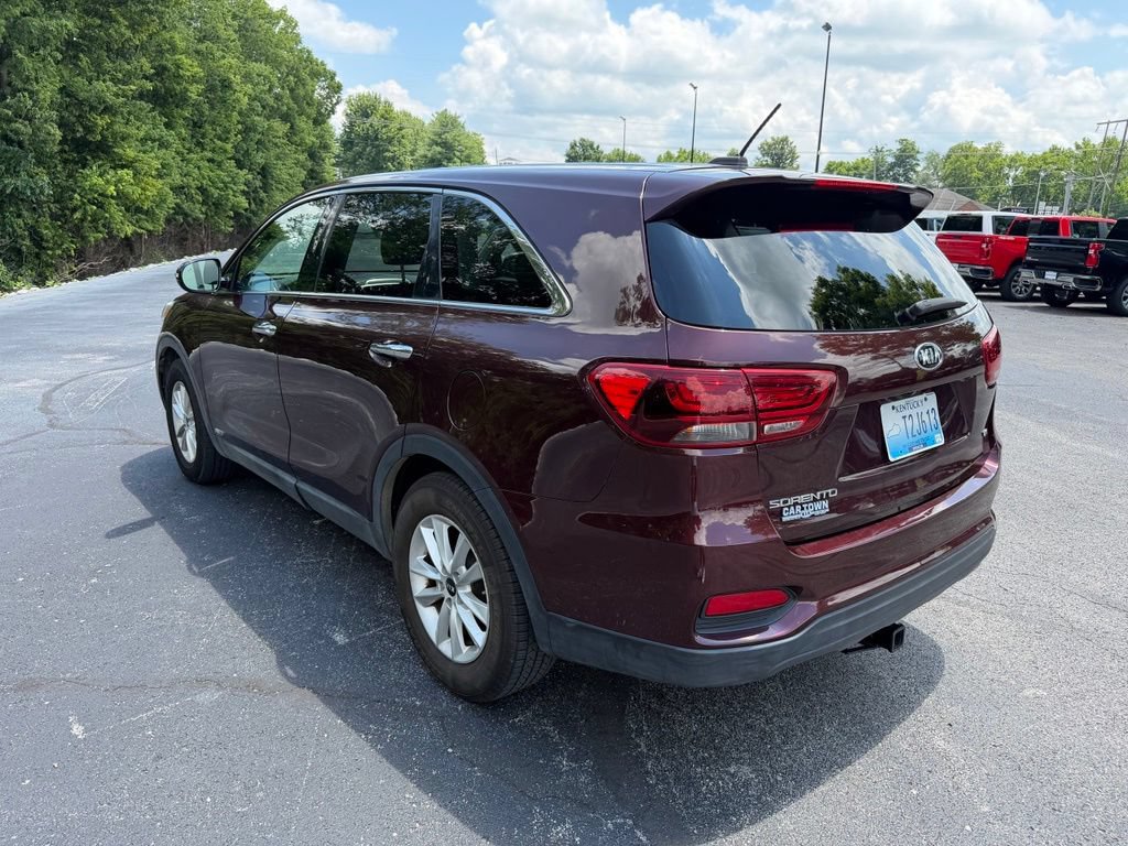 Used 2019 Kia Sorento AWD V6 image 4